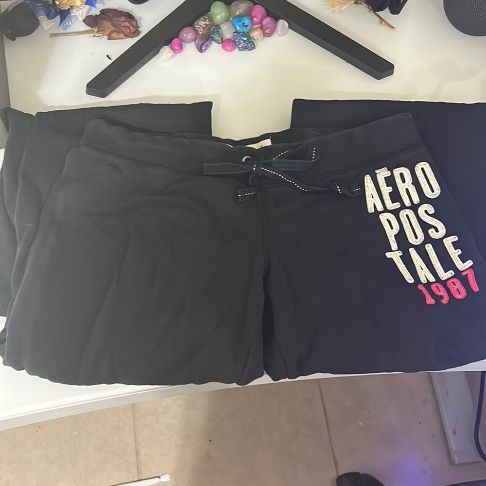 Black Aeropostale 2000s low rise sweats
